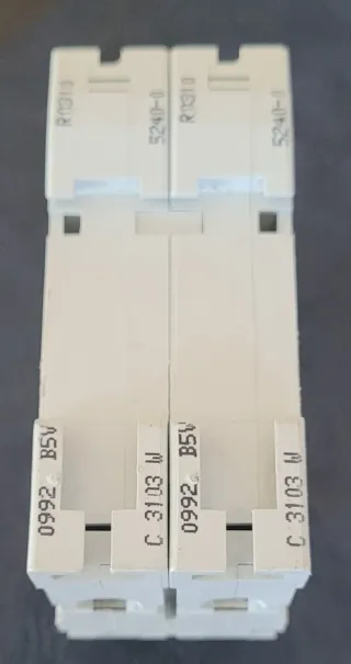 Interruptor Magnetotérmico Bipolar Merlin Gerin 16