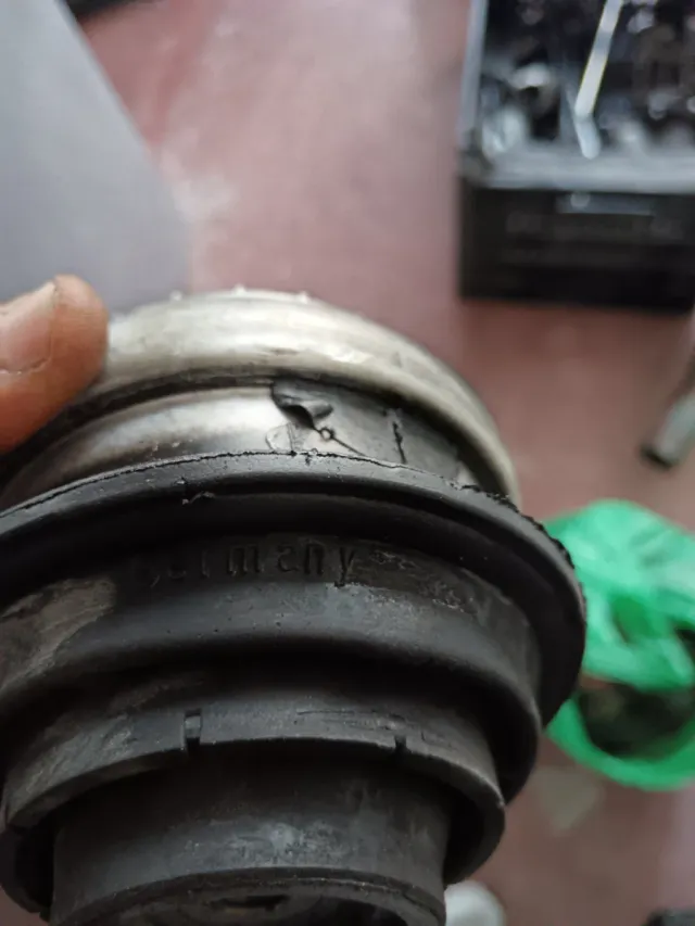 Tacos de motor BMW 2617 B32-42