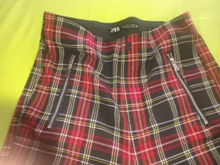 Pantalón de cuadros Zara mujer