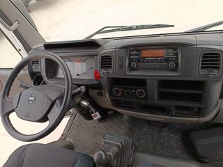 Nissan NT400 Cabstar 3.0 CAJA ABIERTA 130 CV