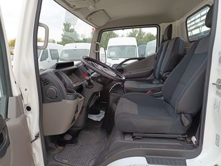 Nissan NT400 Cabstar 3.0 CAJA ABIERTA 130 CV