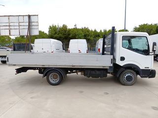 Nissan NT400 Cabstar 3.0 CAJA ABIERTA 130 CV