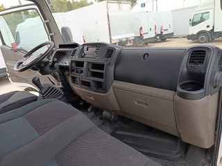 Nissan NT400 Cabstar 3.0 CAJA ABIERTA 130 CV