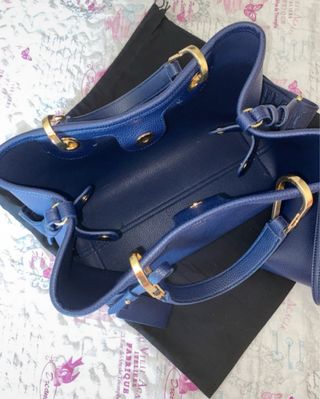 Bolso Emporio Armani “No negociable “
