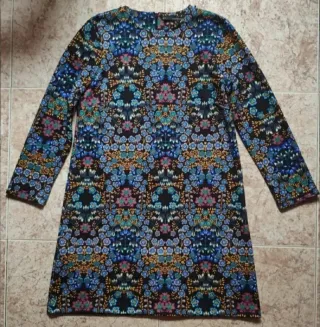 Vestido estampado floral manga larga