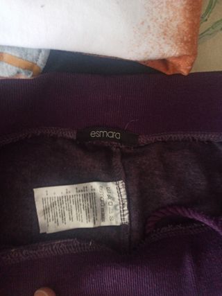 Pantalones vaqueros y deportivos mujer