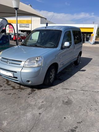 Citroen Berlingo 2005 + Muebles camper