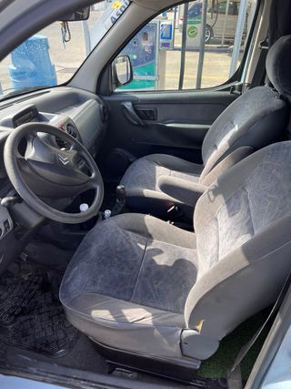 Citroen Berlingo 2005 + Muebles camper