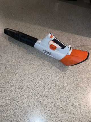 Soplador Stihl BGA 100