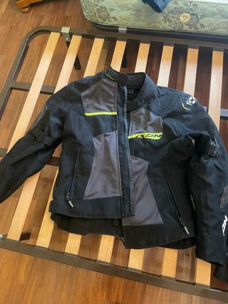 Chaqueta Ixon Talla L Negra