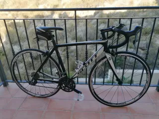 Bicicleta de carretera Scott