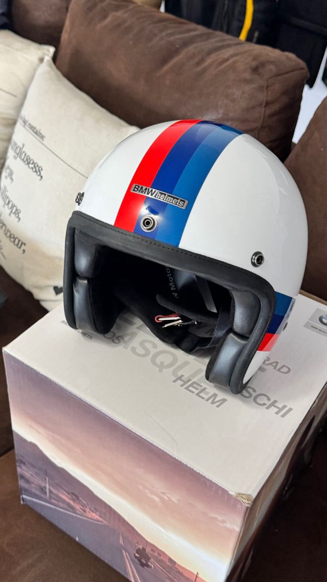 Casco BMW  Bowler Talla S
“NUEVO A ESTRENAR”
