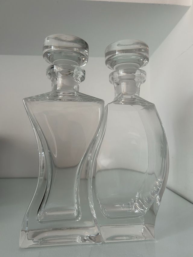 Juego 2 licoreras de cristal