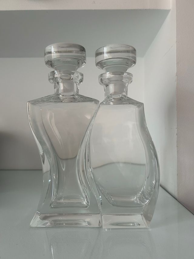 Juego 2 licoreras de cristal