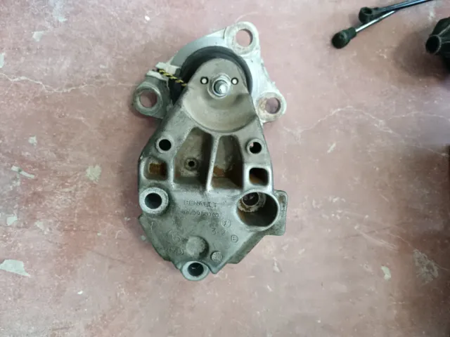 Soporte motor Renault