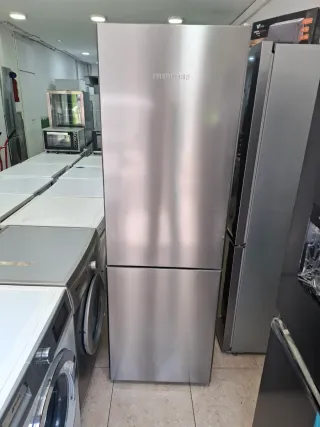 Nevera Liebherr con garantía