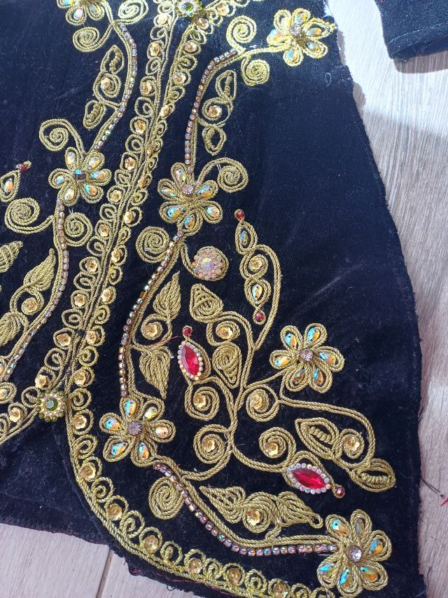 Saya bordada para virgen 50 cm