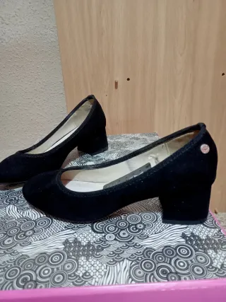 Zapatos de tacón negros