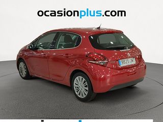 Peugeot 208 1.2L PureTech Allure EAT6 81 kW (110 CV)