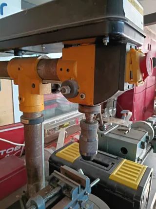 Taladro sobremesa Ayerbe