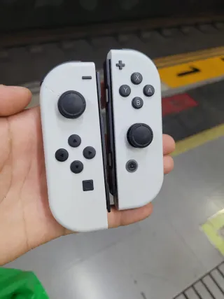 Mandos Joy-Con Blancos Nintendo Switch
