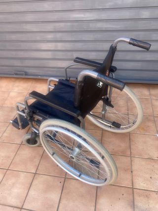 silla de ruedas plegable