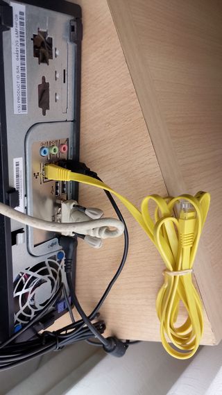 Ordenador Lenovo + monitor, teclado y ratón 