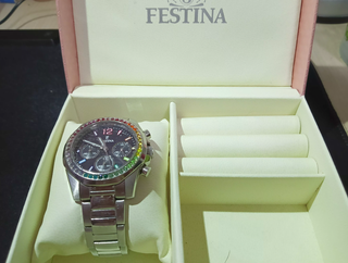 Reloj Festina Cronógrafo con Bisel Multicolor