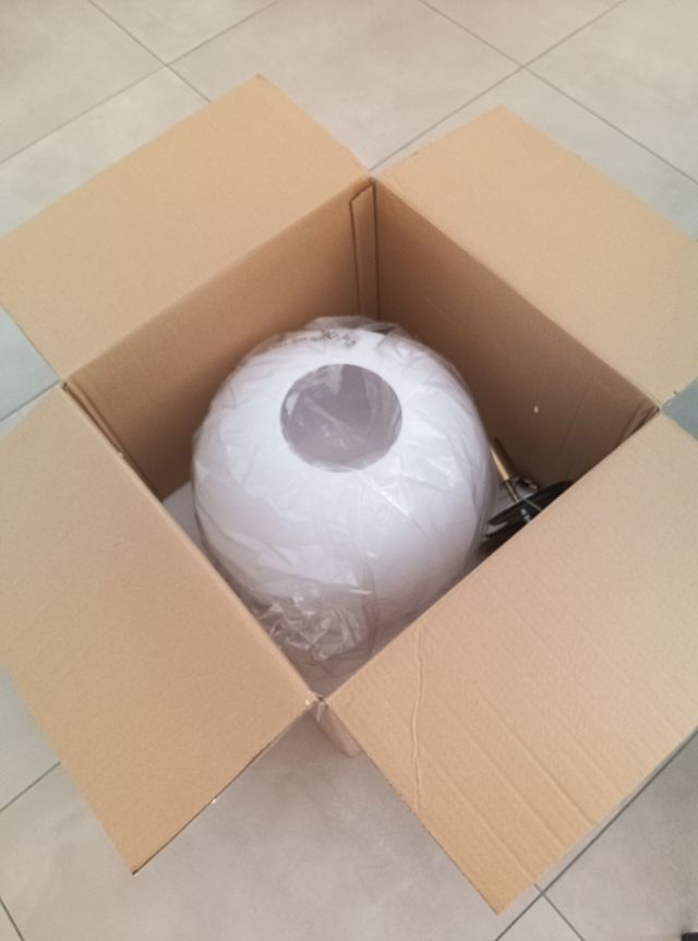 Lampadario sospensione bianco nuovo