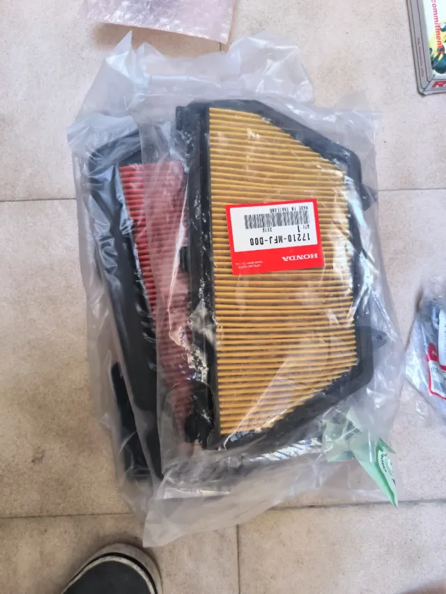 Lote repuestos Honda y Yamaha