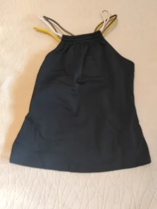 Camiseta sin mangas negra