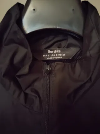 Chaqueta Bershka Talla S