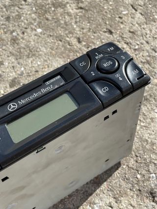 Radio cassette MERCEDES BECKER