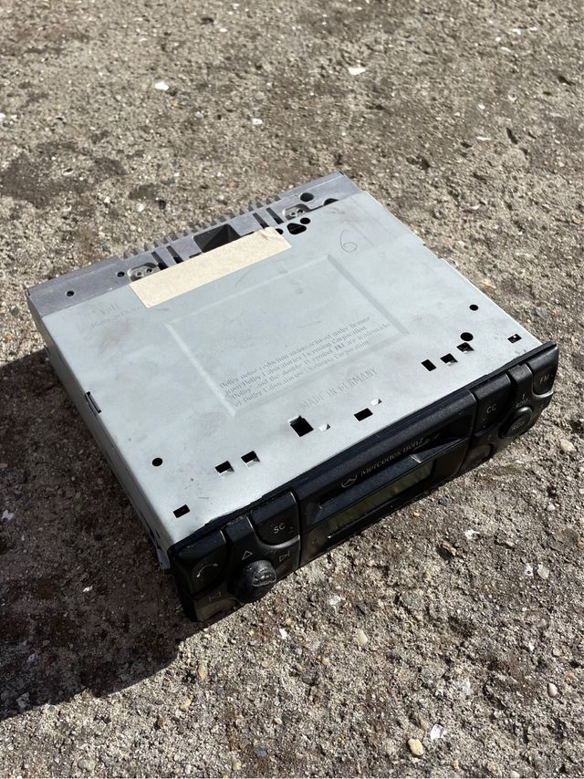 Radio cassette MERCEDES BECKER