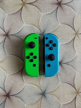 Joy-Con Nintendo Switch Verdi e Blu