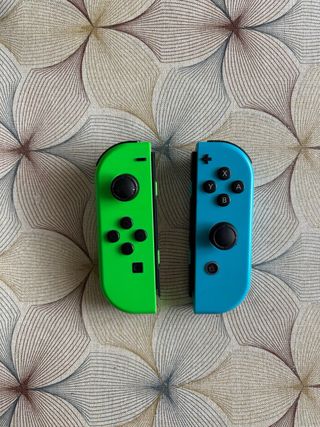 Joy-Con Nintendo Switch Verdi e Blu