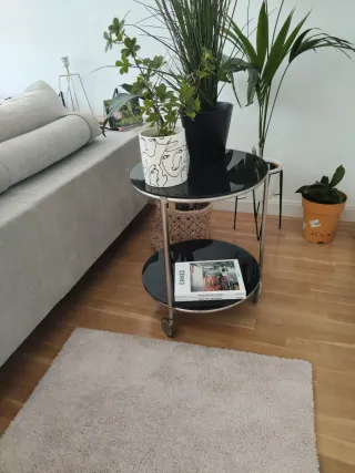 Mesa auxiliar redonda Ikea