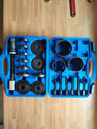 JUEGO EXTRACTOR RODAMIENTOS Y BUJES.
