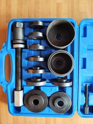 JUEGO EXTRACTOR RODAMIENTOS Y BUJES.