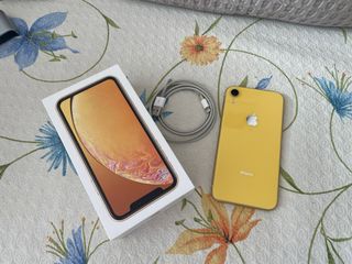 iPhone XR 128 GB giallo