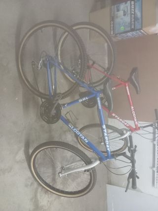 Bicicleta de montaña azul STARDA 126