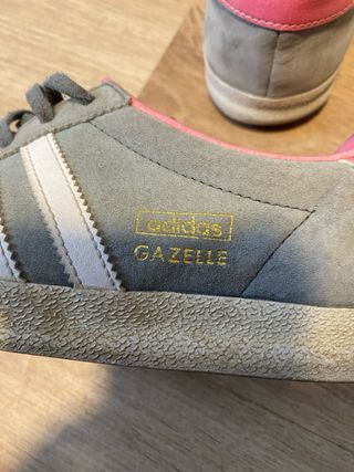 Adidas Gazelle grises y rosas