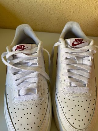 Zapatillas Nike Court Vision Alta Blancas Rojas