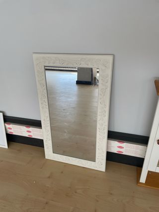 Espejo de pared decorativo beige