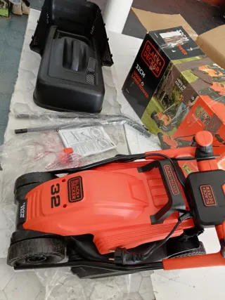 Cortacésped Eléctrico BLACK+DECKER 1200W