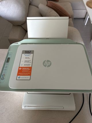 Impresora HP DeskJet 2722e