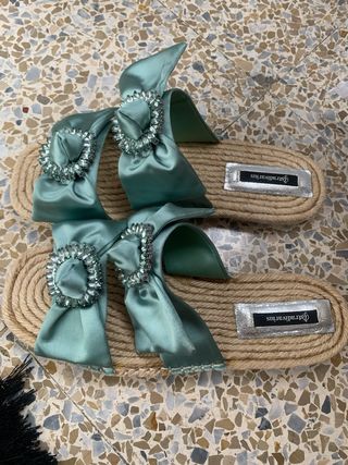 Sandalias planas Stradivarius verde agua