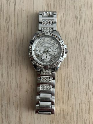 Reloj Guess Hombre Plateado