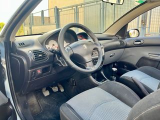 Peugeot 206cc 1.6 110cv gasolina klm 249000