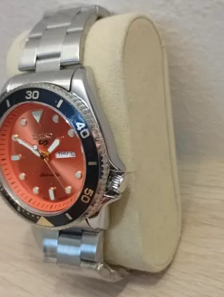 Reloj Seiko 5 Mod Naranja